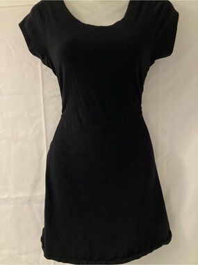 Magazine Black Twist Back Cutout Mini Dress Short Sleeve Size M